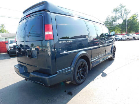2018 Chevrolet Express 2500