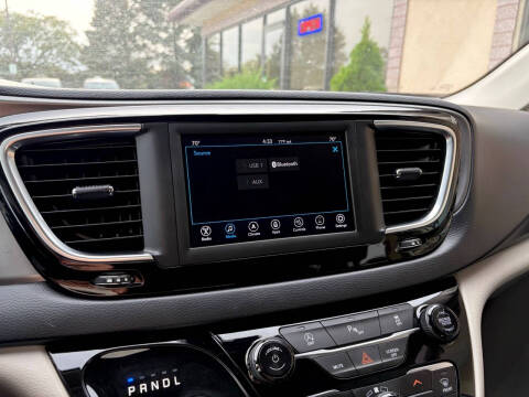 2020 Chrysler Pacifica Touring L