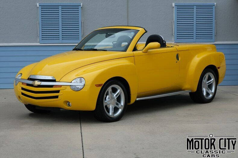 2004 Chevrolet SSR LS