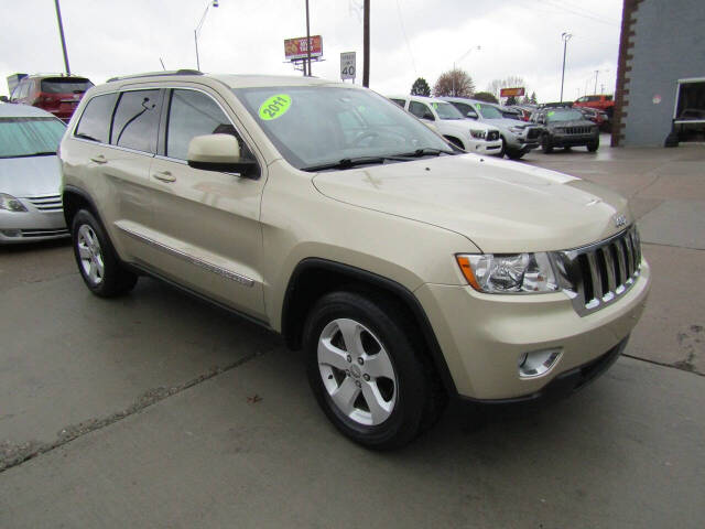 2011 Jeep Grand Cherokee for sale at Joe s Preowned Autos in Moundsville, WV