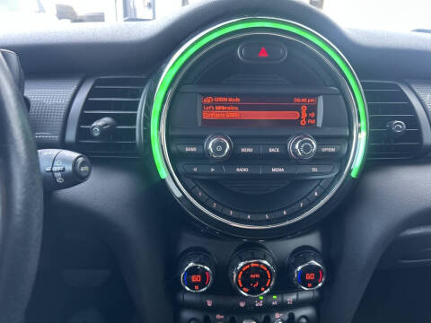 2016 MINI Hardtop 2 Door Cooper