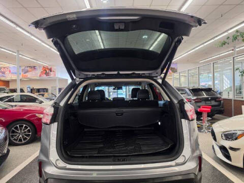 2020 Ford Edge Titanium