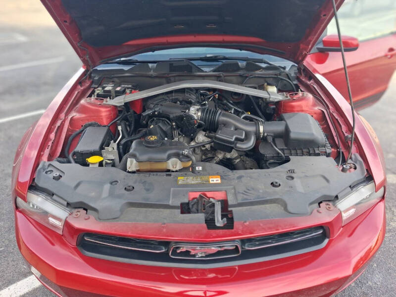 2011 Ford Mustang V6