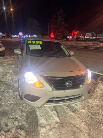 2019 Nissan Versa SV