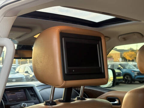 2017 Nissan Armada Platinum