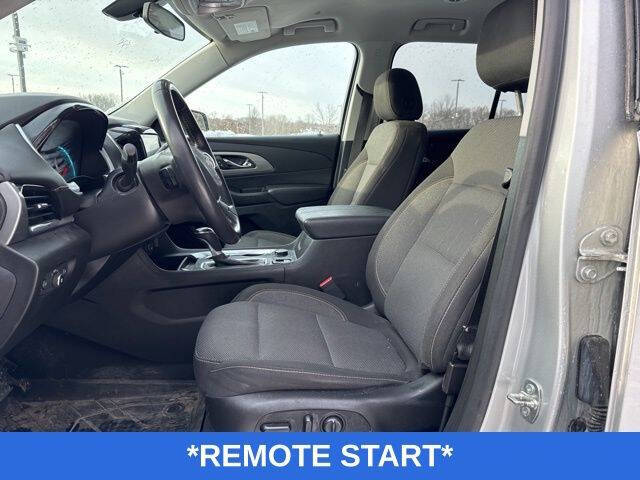 2020 Chevrolet Traverse LT Cloth