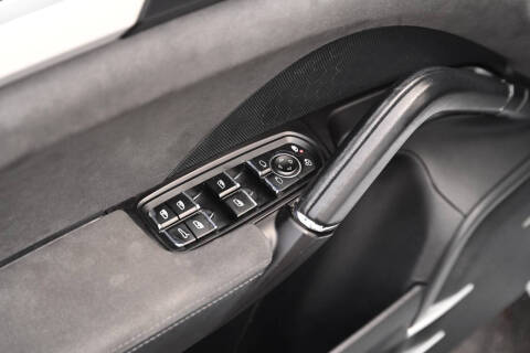 2016 Porsche Cayenne GTS