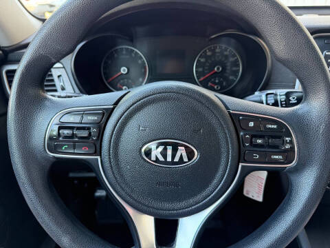 2017 Kia Optima LX