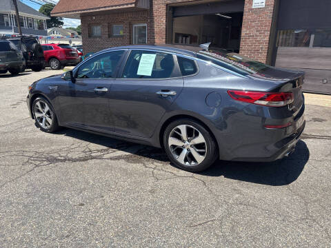 2019 Kia Optima S