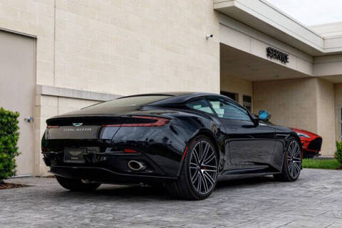 2024 Aston Martin DB12 V8