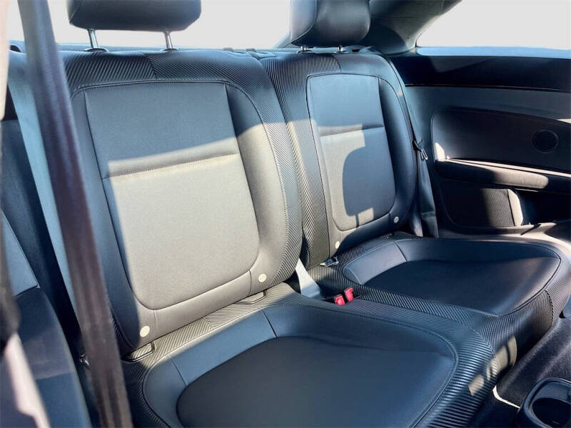 2019 Volkswagen Beetle 2.0T SE