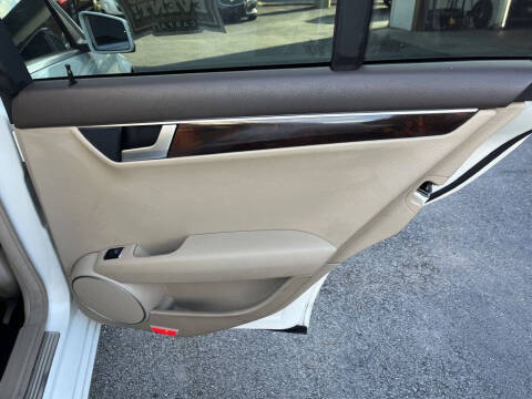 2012 Mercedes-Benz C-Class C 300 Luxury 4MATIC