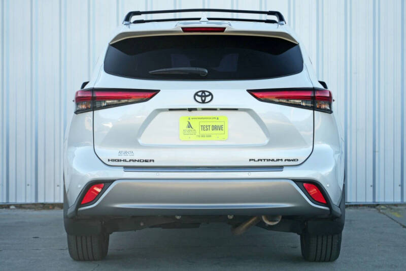 2022 Toyota Highlander Platinum