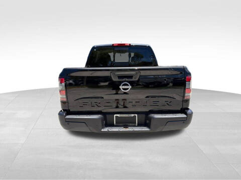 2025 Nissan Frontier S