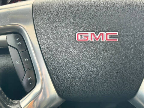2016 GMC Acadia SLE-2