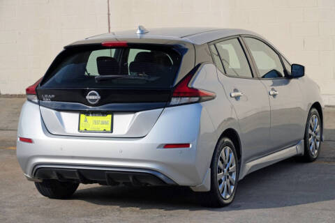 2023 Nissan LEAF S