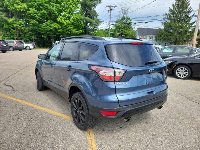 2018 Ford Escape SE