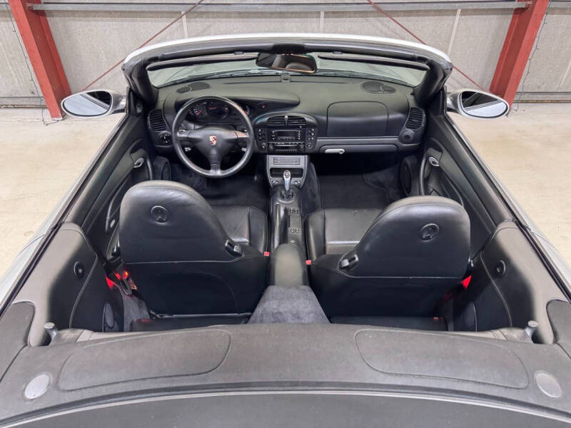 2004 Porsche 911 Carrera 4S
