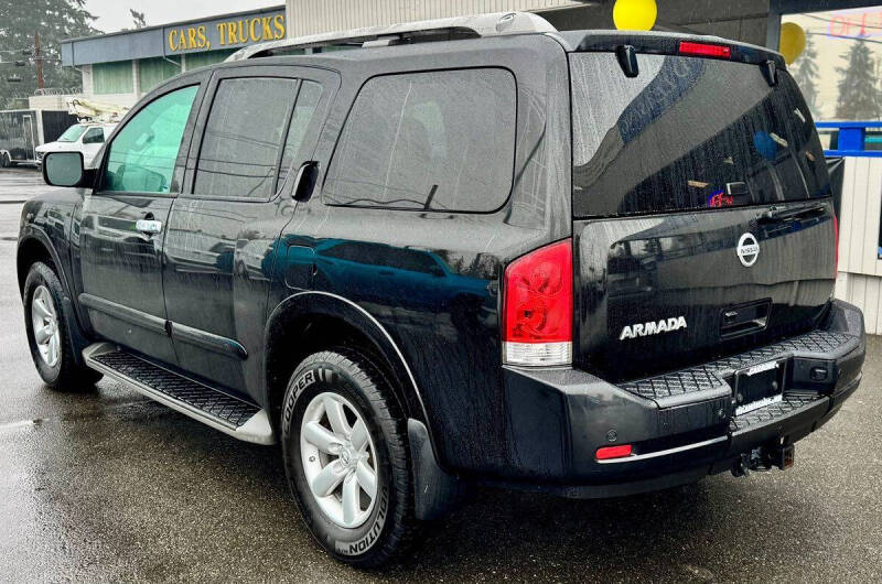 2015 Nissan Armada SV