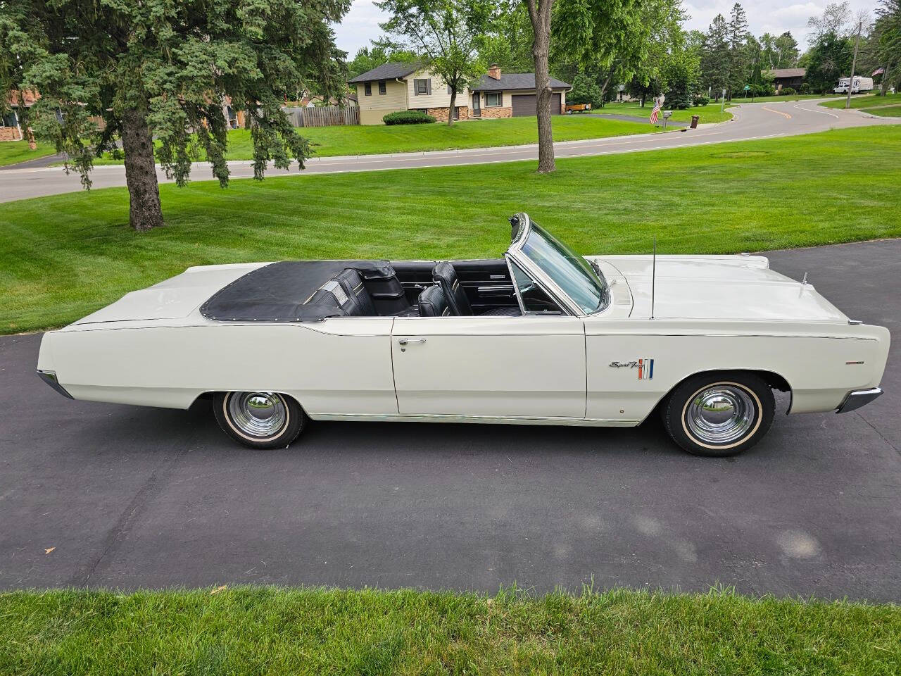 1967 Plymouth Sport Fury 13