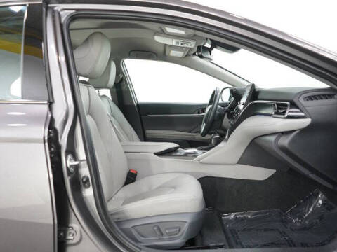 2021 Toyota Camry Hybrid XLE