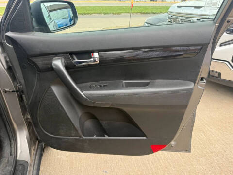 2012 Kia Sorento LX