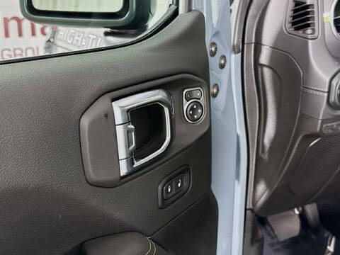 2025 Jeep Gladiator High Tide