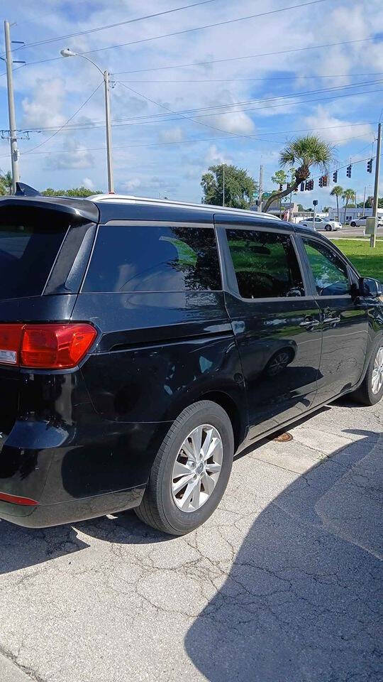 2015 Kia Sedona for sale at OUT SHINE AUTO SALES LLC in Port Charlotte, FL