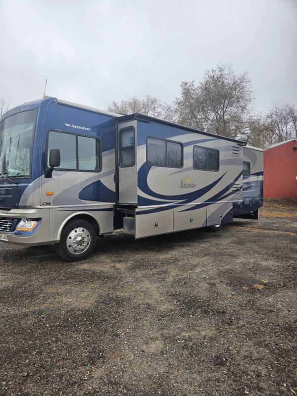 2008 Fleetwood RV Bounder 35E