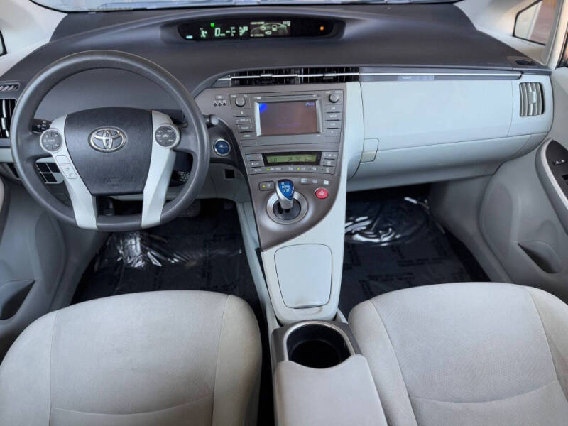 2014 Toyota Prius Two