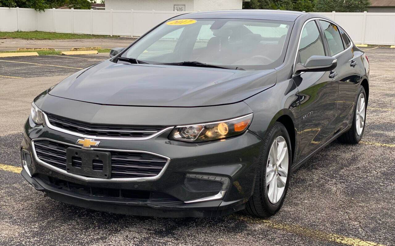 2017 Chevrolet Malibu  - $13,750