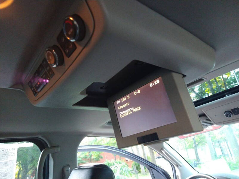 2011 Nissan Armada Platinum