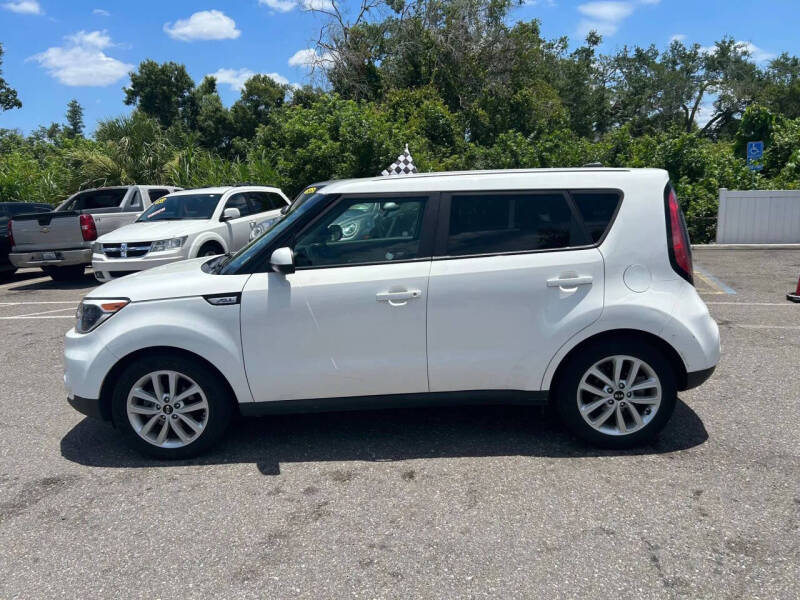 2019 Kia Soul +