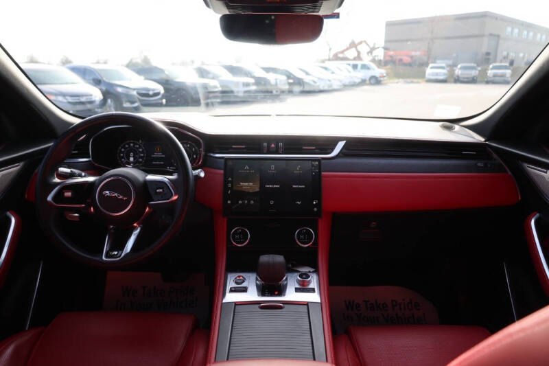 2021 Jaguar F-PACE P400 R-Dynamic S