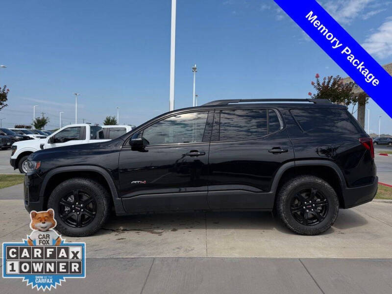 2023 GMC Acadia AT4