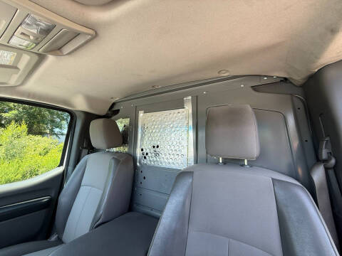 2019 Nissan NV 2500 HD SV