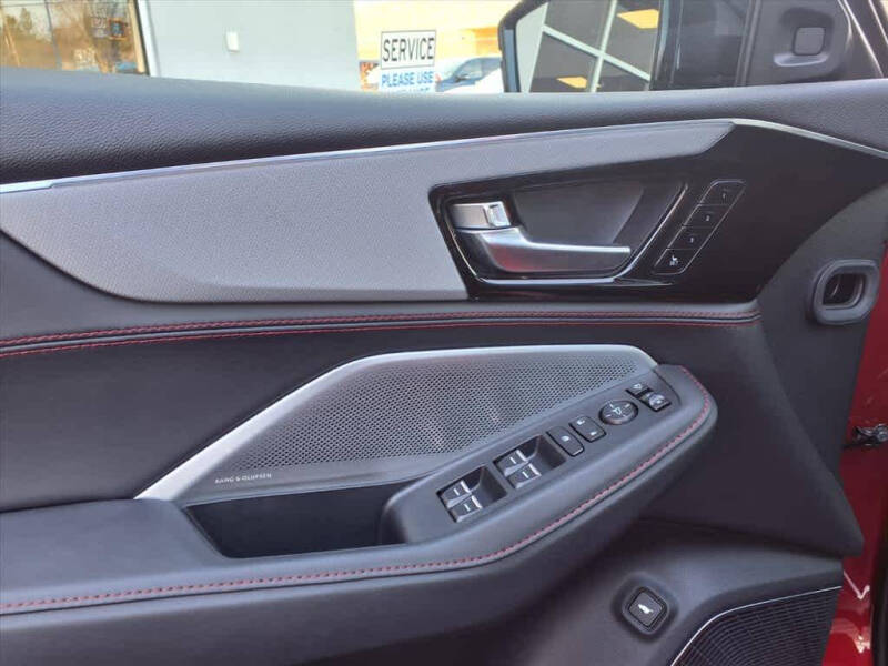 2025 Acura MDX SH-AWD w/A-SPEC