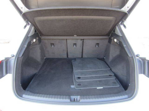 2022 Audi Q4 e-tron quattro Premium Plus 50