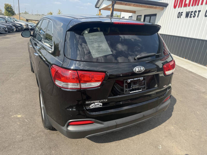 2017 Kia Sorento L