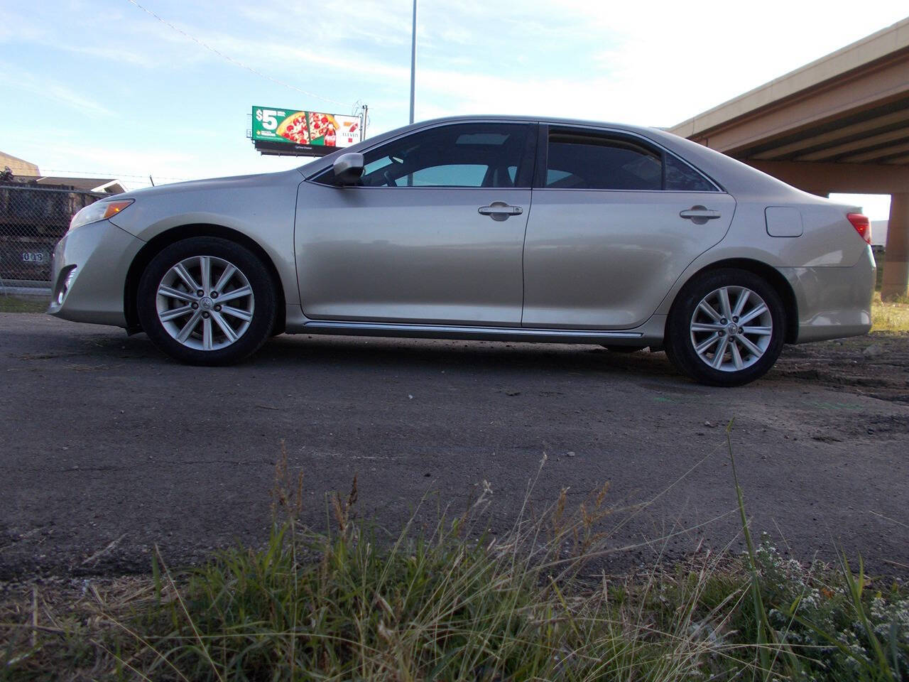 2014 Toyota Camry for sale at Chachan Auto Sales in Dallas, TX