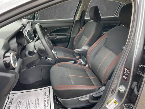 2020 Nissan Versa SR