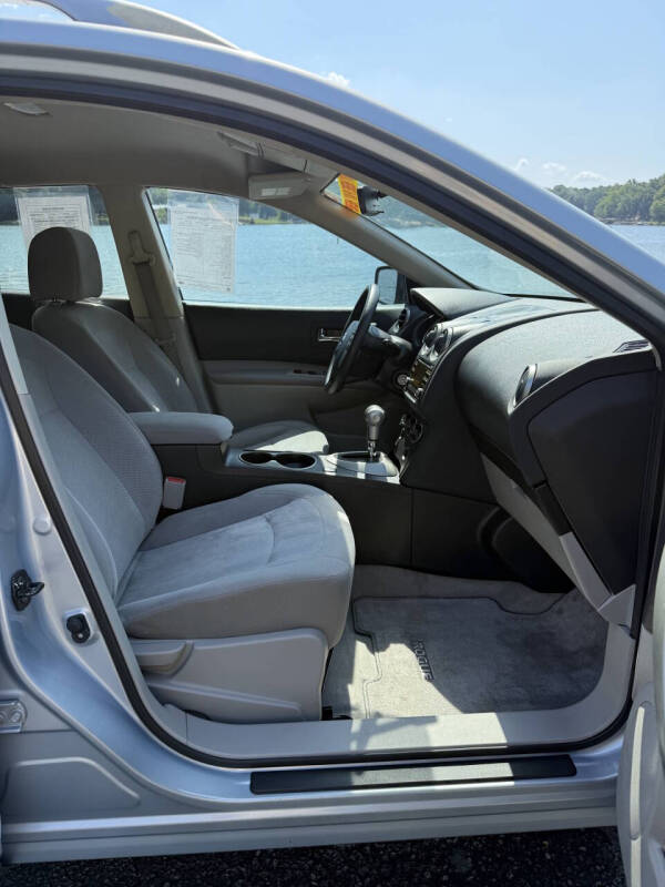 2015 Nissan Rogue Select S