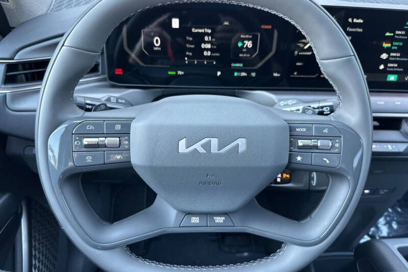 2026 Kia EV9 Wind