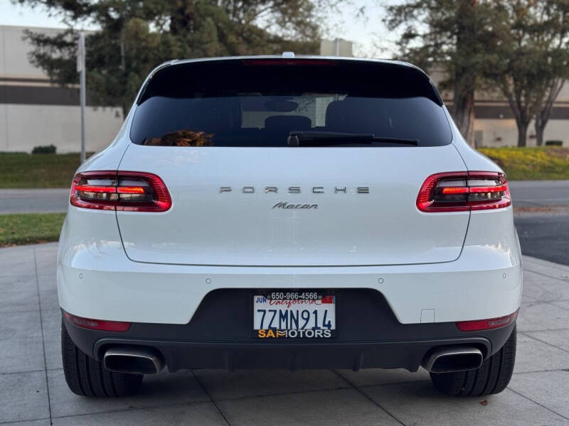 2017 Porsche Macan