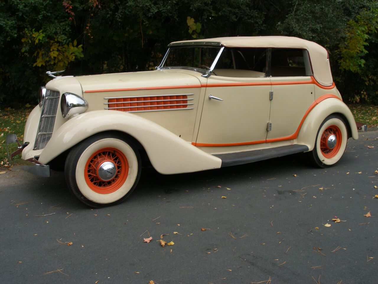 1935 Auburn Convertible 5