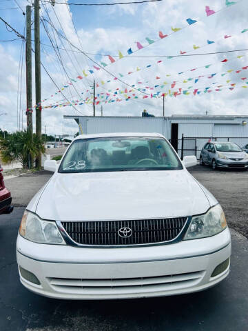 2002 Toyota Avalon for sale at FORT MYERS MOTORS LTD in Fort Myers FL