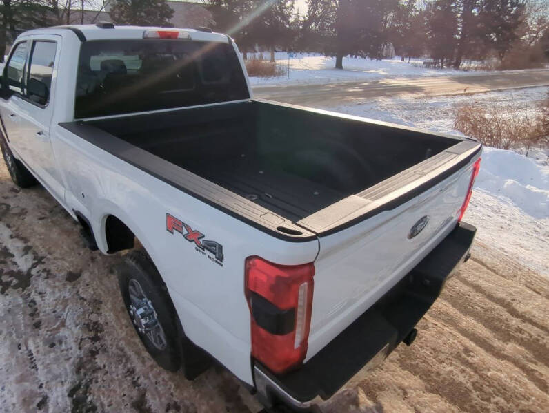 2023 Ford F-350 Super Duty Lariat