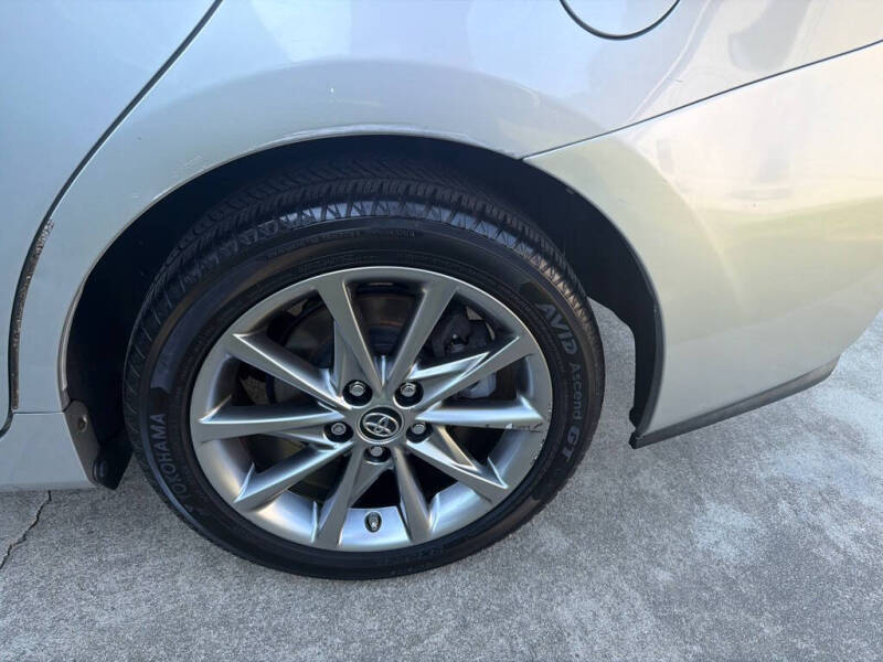 2016 Toyota Prius v