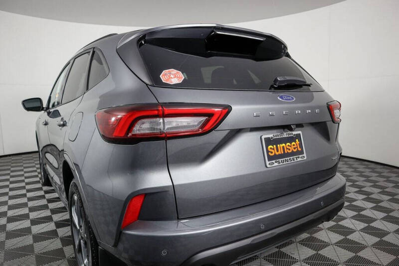 2023 Ford Escape Hybrid ST-Line Select