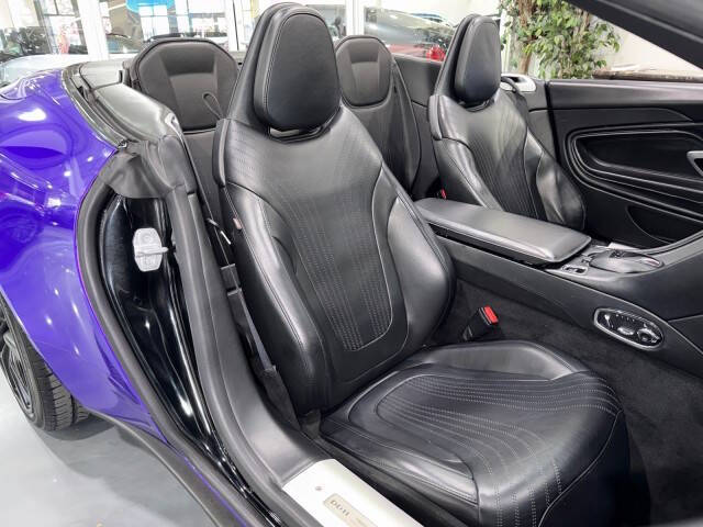 2019 Aston Martin DB11 Volante